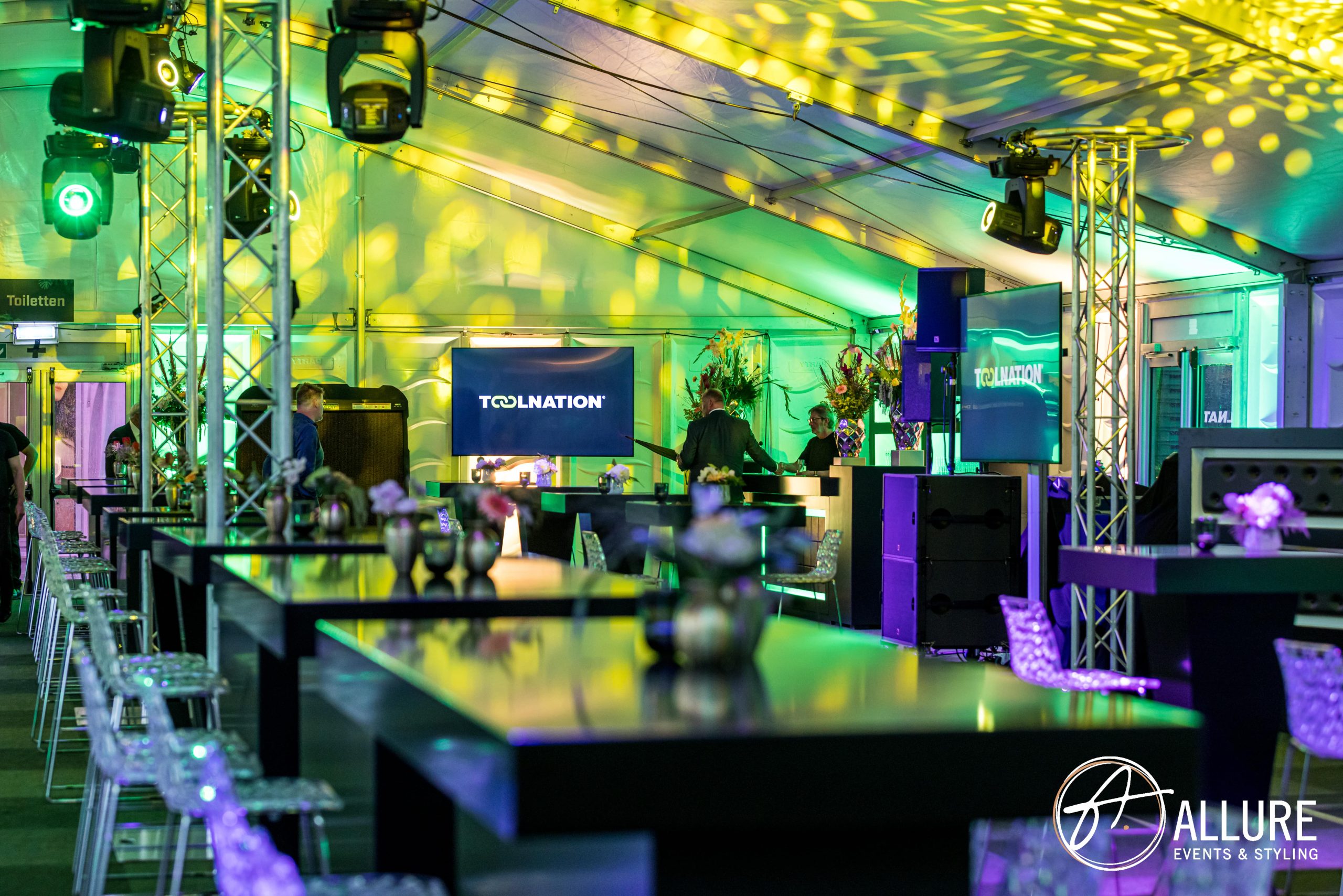 Bedrijfsopening van Toolnation gestyled door Allure